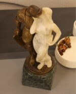 Crisoelefantina Amantes