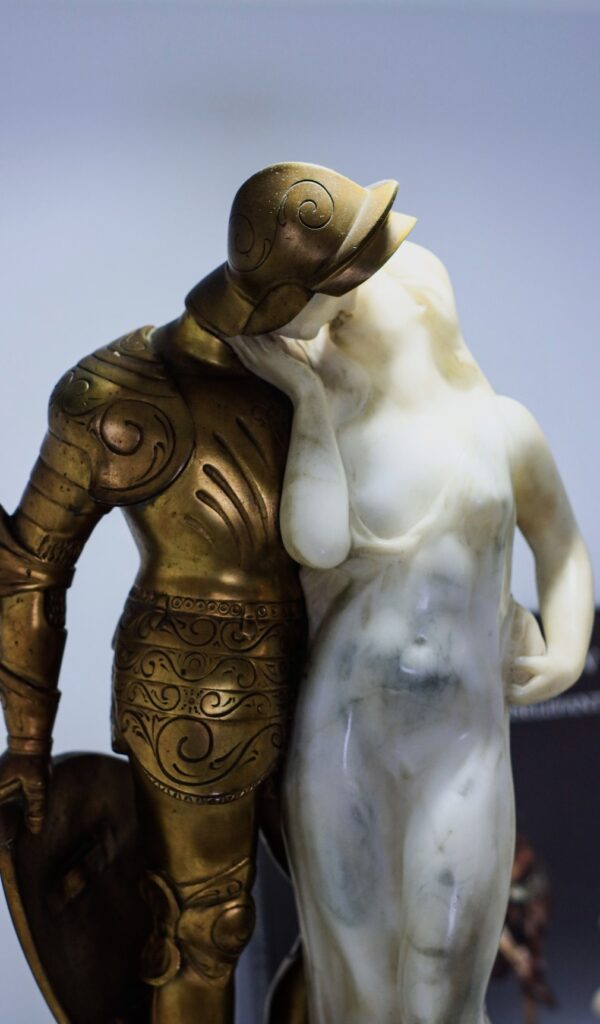 Crisoelefantina Amantes